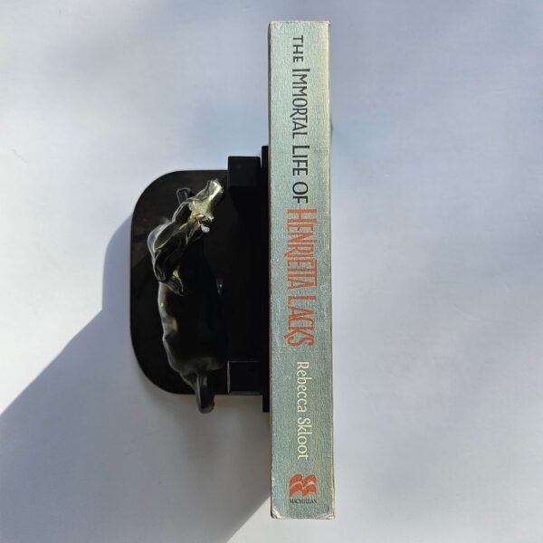 The Immortal Life Of Henrietta Lacks by Rebecca Skloot - The Paperhound Online Bookshop The Immortal Life Of Henrietta Lacks by Rebecca Skloot (Paperback)