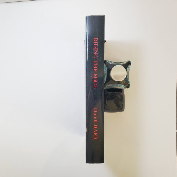 Riding the Edge by Dave Barr (Paperback)