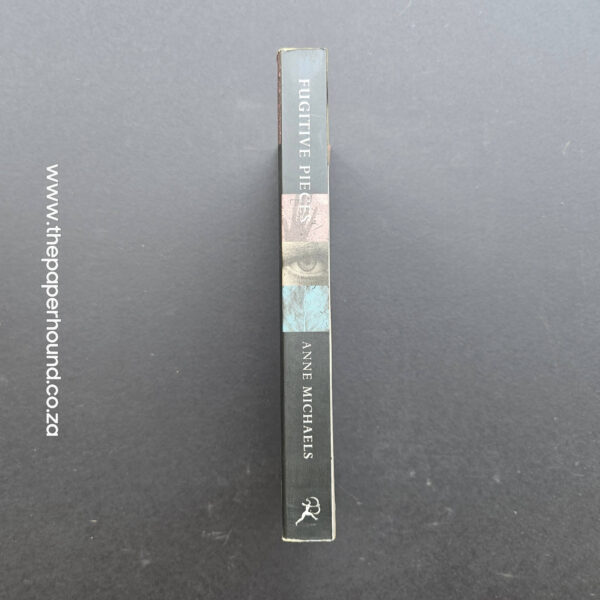 Fugitive Pieces by Anne Michaels (Paperback)